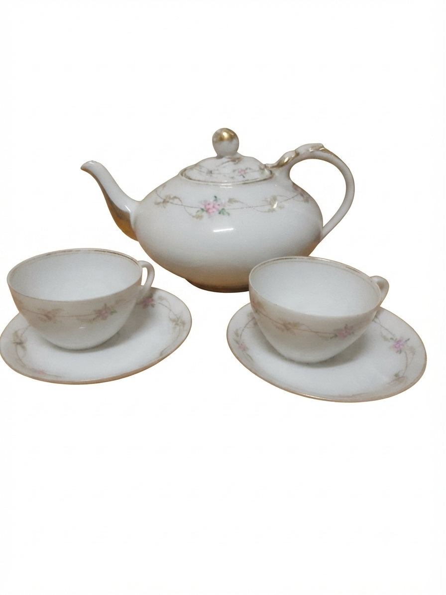 Service à thé vintage "Royal Crown Porcelain" – Rosées & Filets d'or (Théière & 2 tasses)