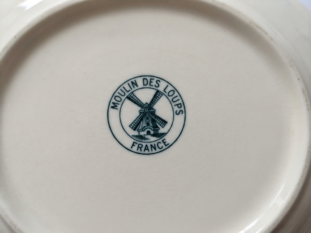 Paire d'assiettes de collection "Collezione Luna Nuova"