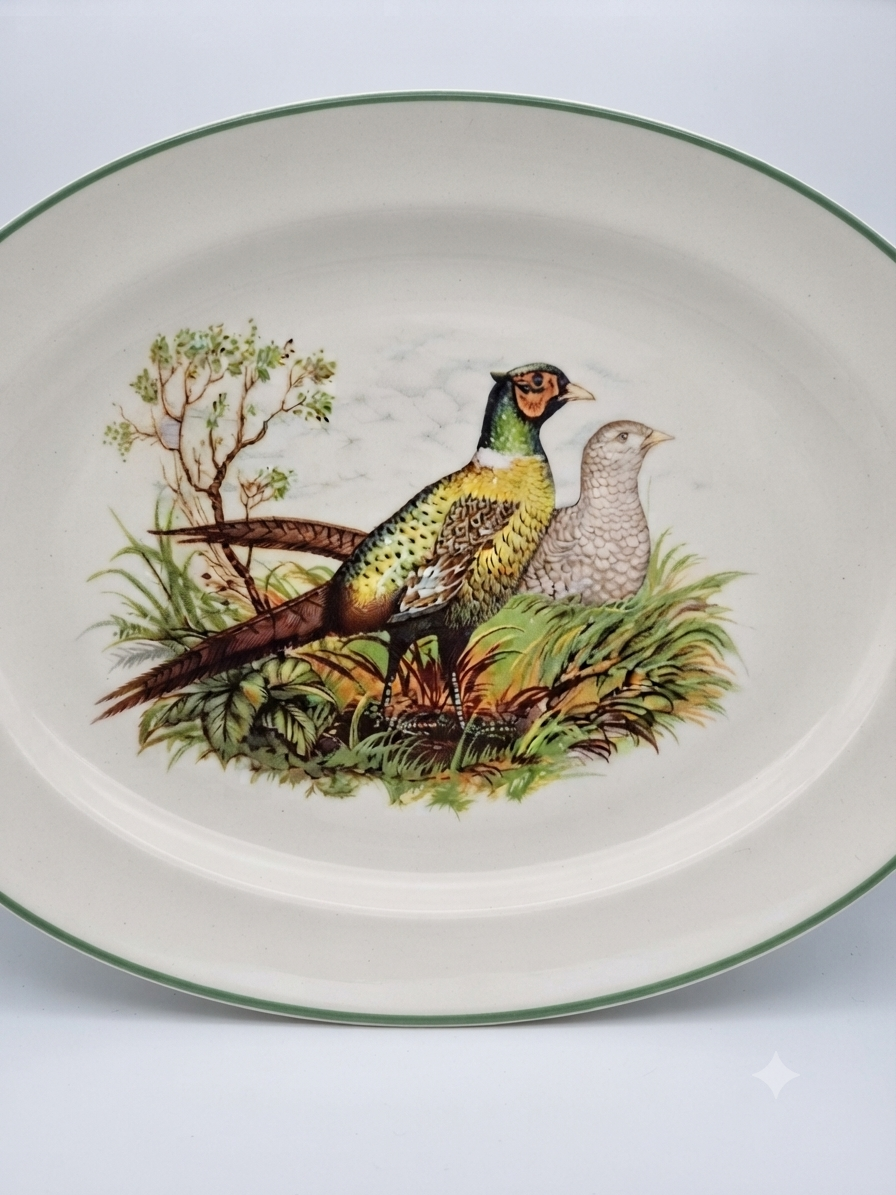 Plat de service ovale en faïence ancienne "Scène de sous-bois & faisans", art de la table cottage
