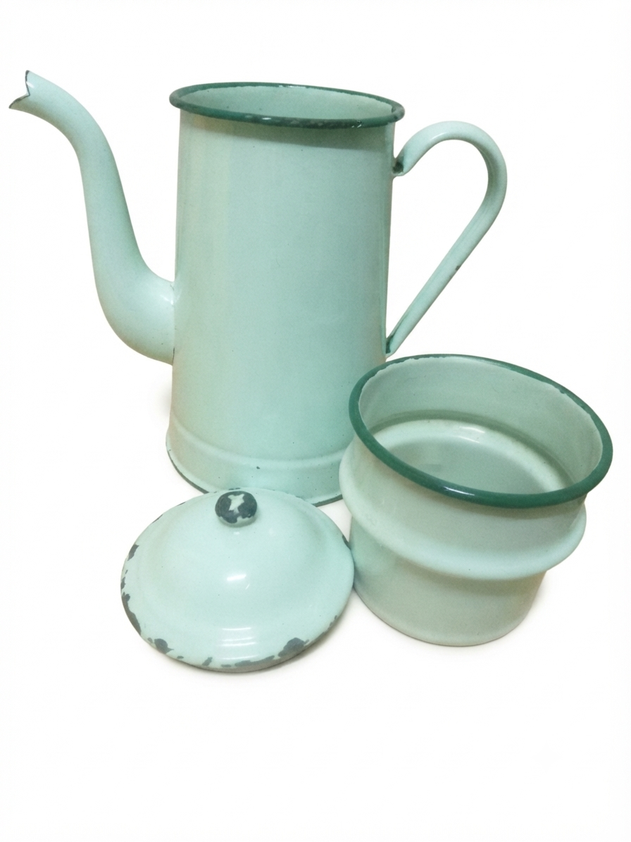 Grande cafetière ancienne en tôle émaillée bleu ciel pastel – Déco campagne cottage vintage