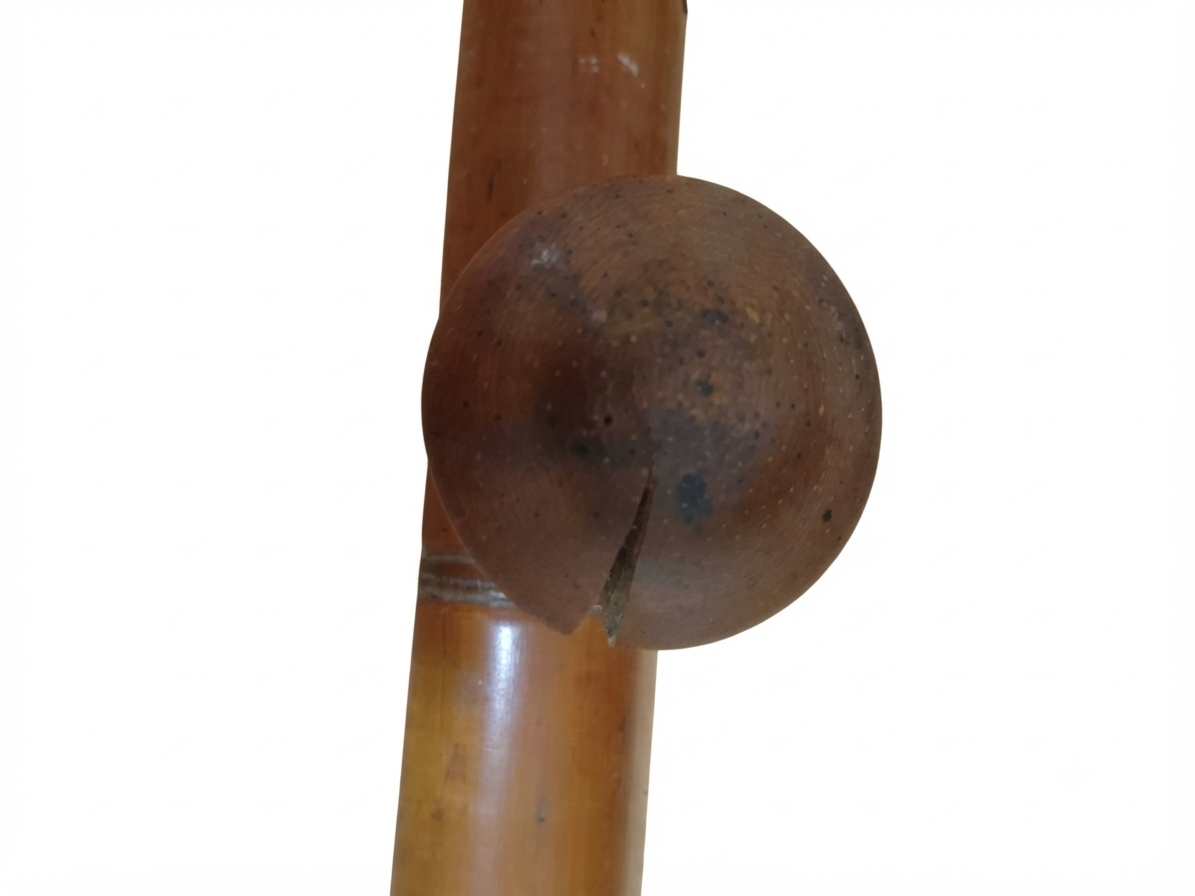 Patère ancienne en bois type bambou tourné (5 pompons / patères)