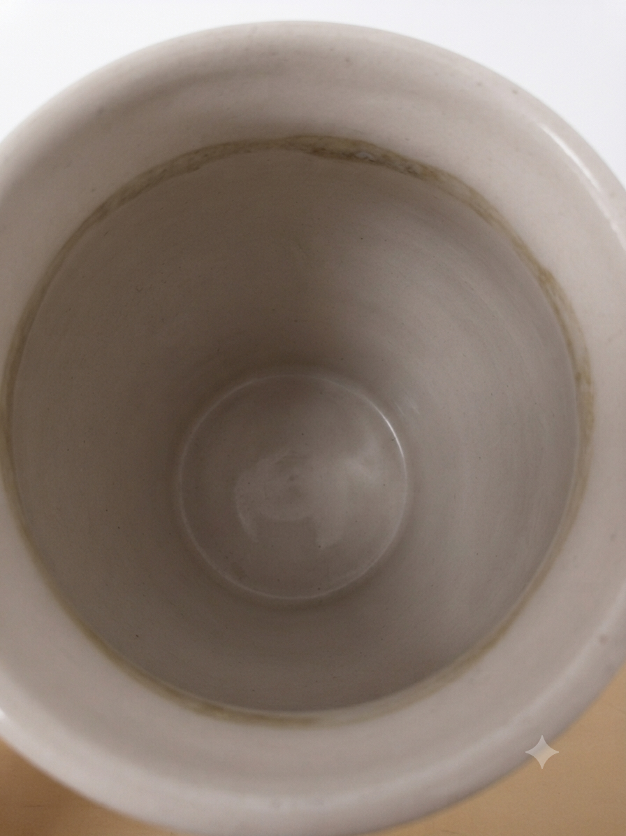 Pot ancien en faïence blanche & bleu du temps (20 cm) – Esprit Cottage